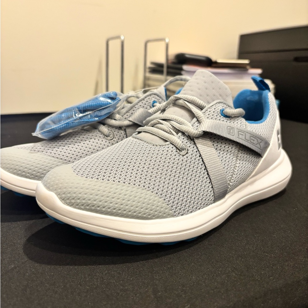 FootJoy Flex Gray/Blue Golf Shoes size 6.5 (no box) will ship in one